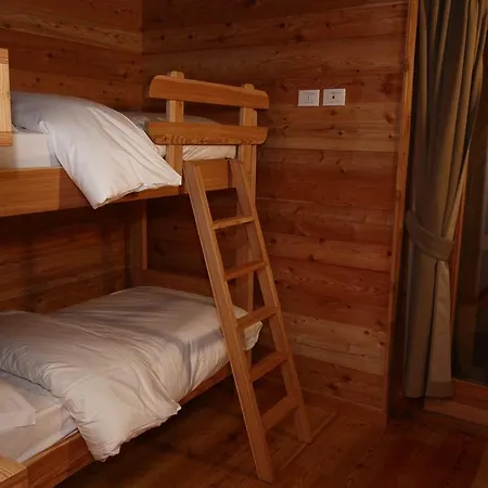 Pra De La Casa Bed & Breakfast Madonna